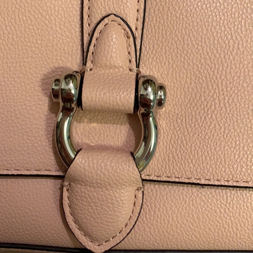 Chaps pink mauve cross body bag. - Picture 2 of 8